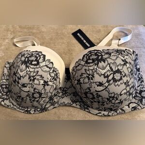 Torrid Black and Cream Lace Bra